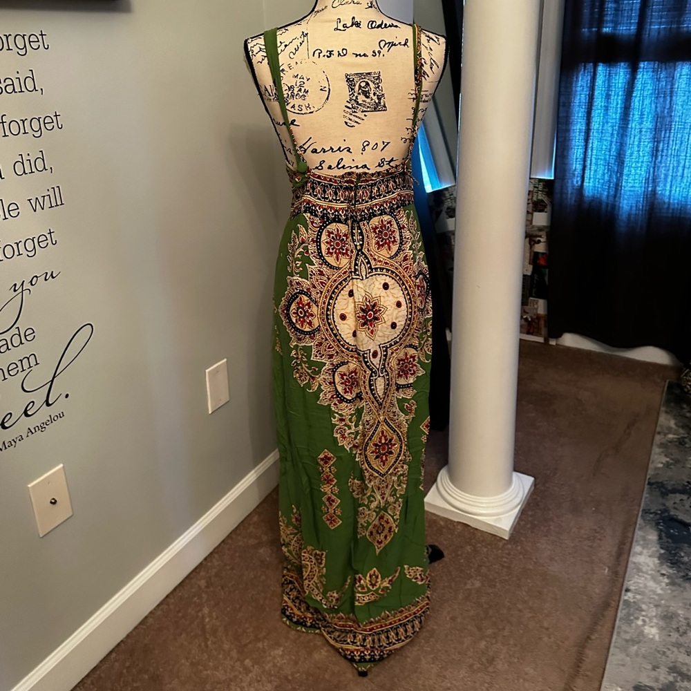 Dress - Picture 2 of 3
